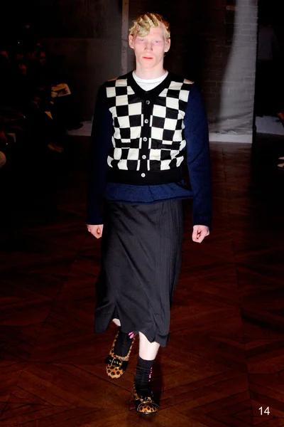 Look 14